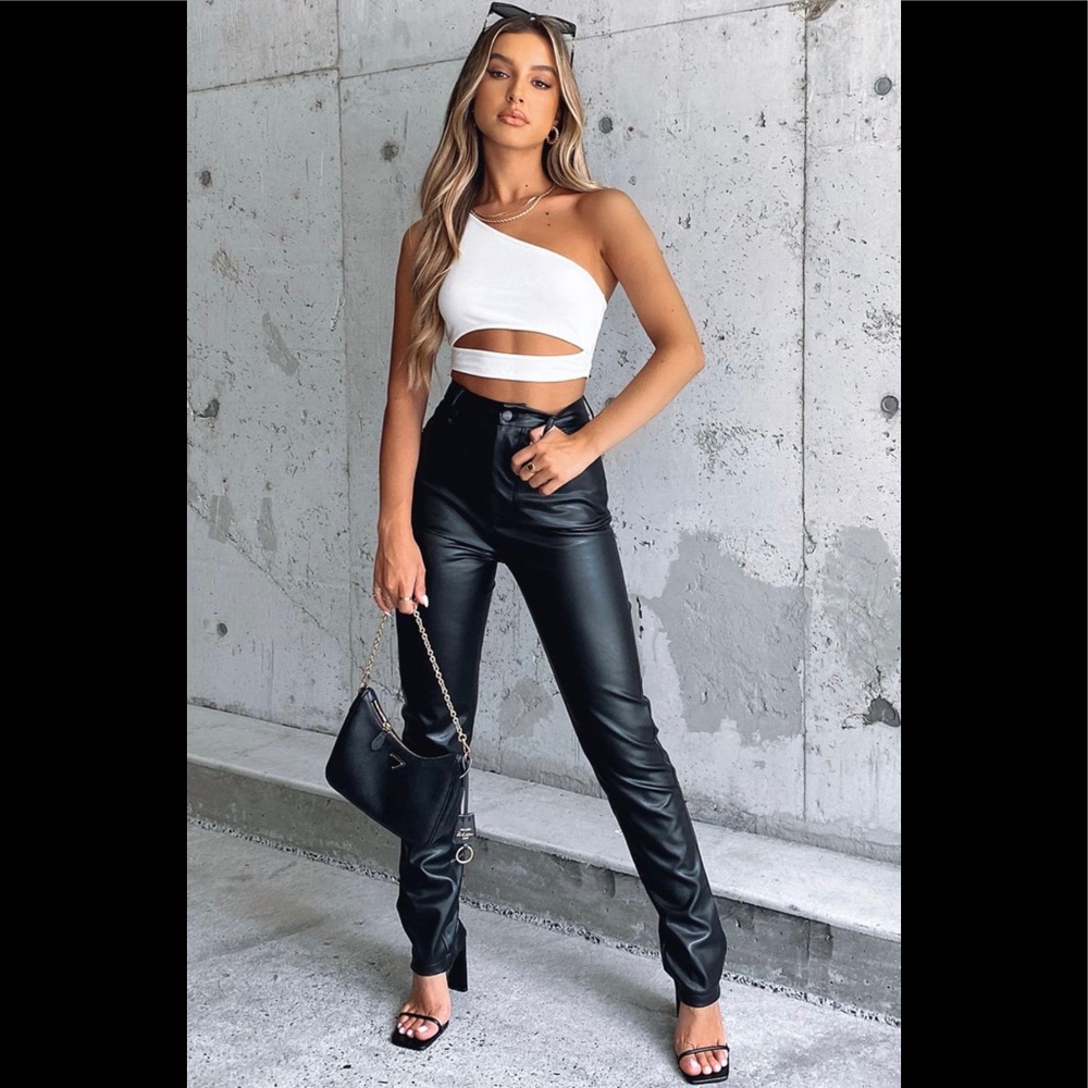 White Fox Boutique You’ve Got it Black Pants NWT